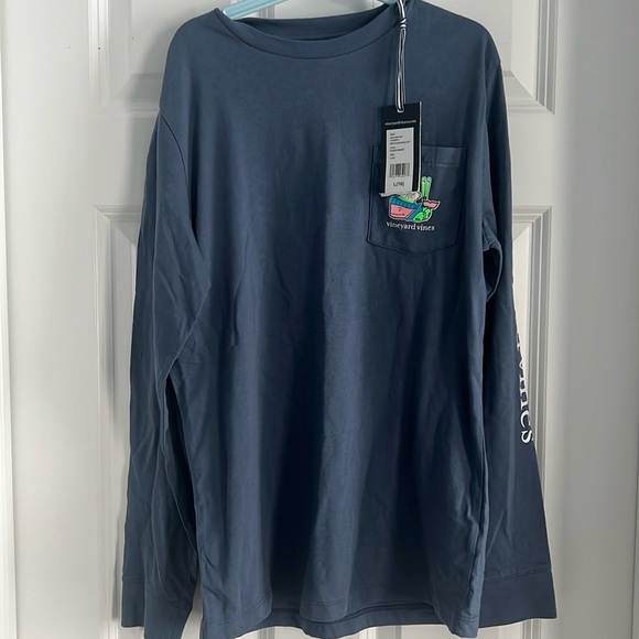 Vineyard Vines Other - Vineyard Vines logo LS T-Shirt-Ski